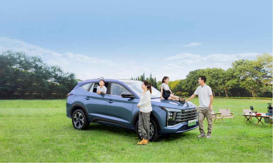 9.98-14.98万元  大七座电混SUV  尊龙凯时X8 E家正式上市270.png